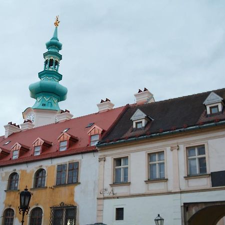 Old Town 1 Bdr, A/C, W/Parking Appartement Bratislava Buitenkant foto